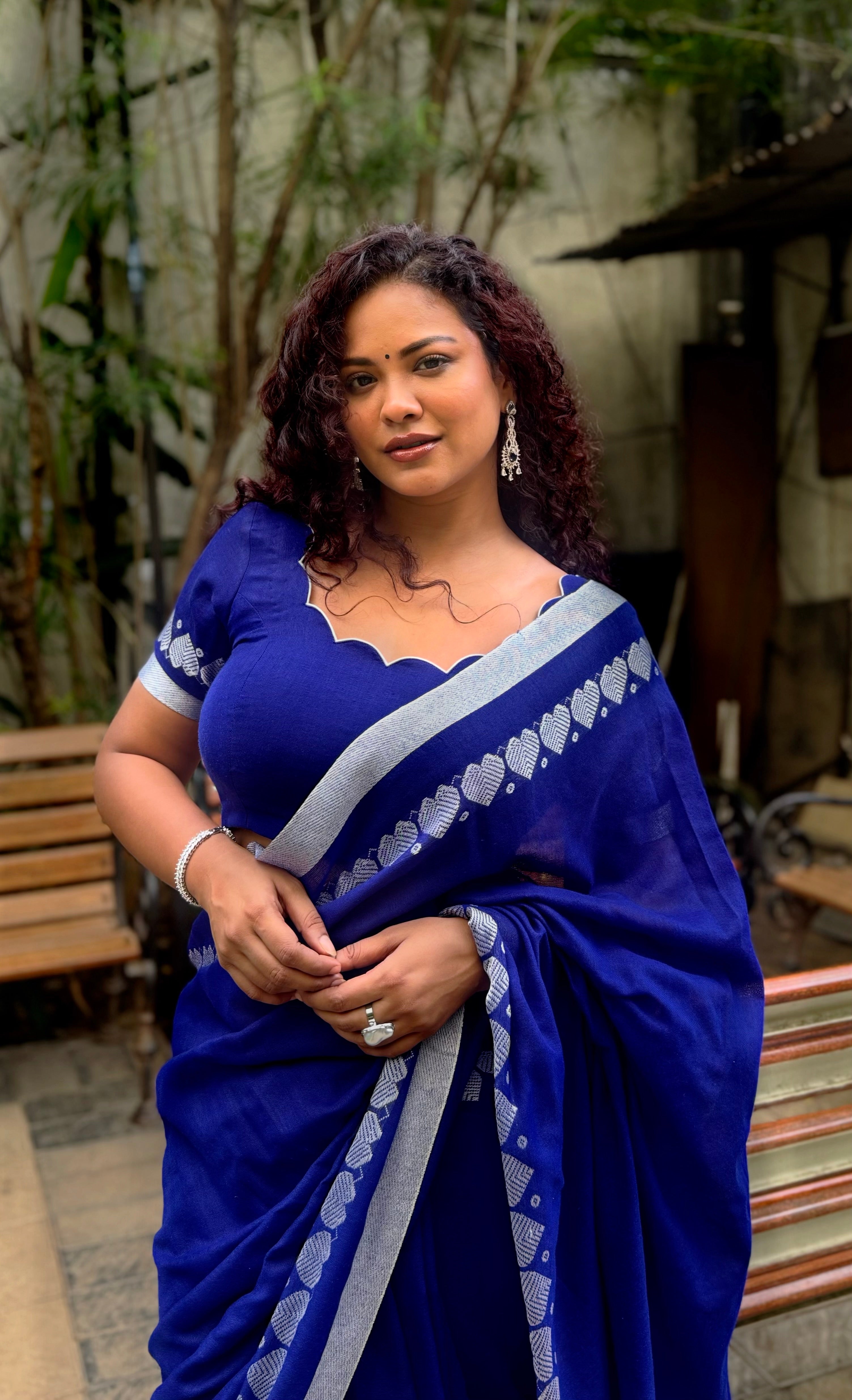 Neele Neele Ambar Par